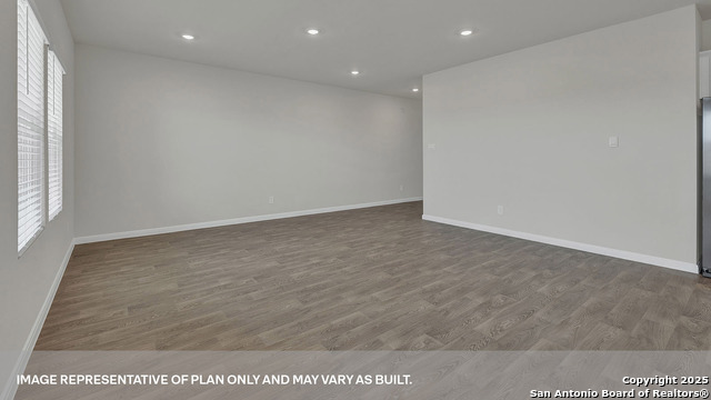 Listing photo id 8 for 246 Shenandoah Drive