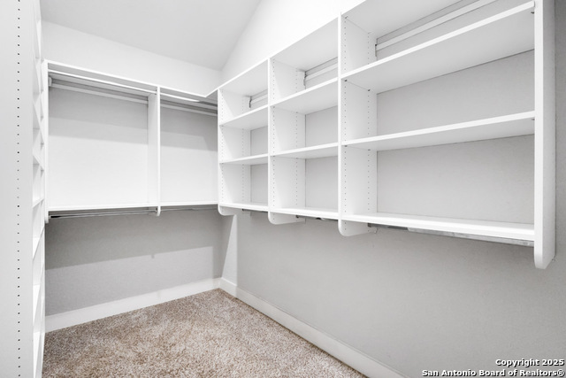 Image 21 of 37 For 7333 Walkers Loop