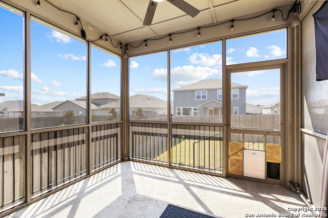 Image 32 of 37 For 7333 Walkers Loop