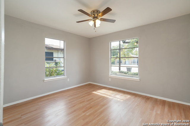 Image 12 of 17 For 435 Bedford Ave W