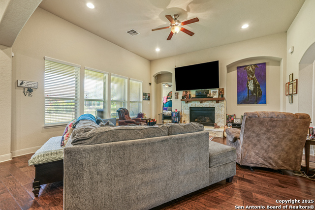 Image 12 of 30 For 4603 Camden Heights