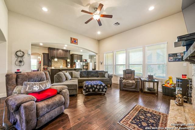 Image 18 of 30 For 4603 Camden Heights
