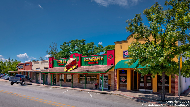 Listing photo id 15 for 236 Shenandoah Drive