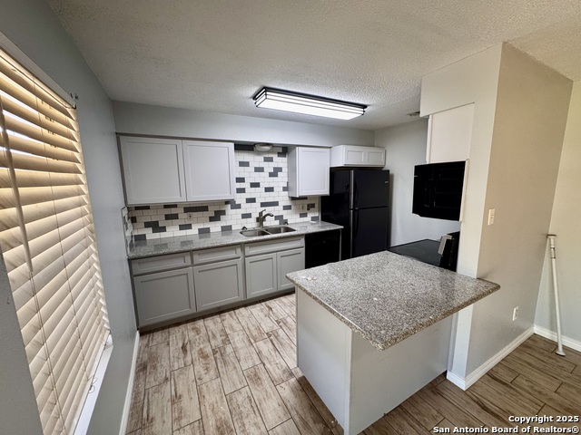 Image 8 of 10 For 512 Low Meadow