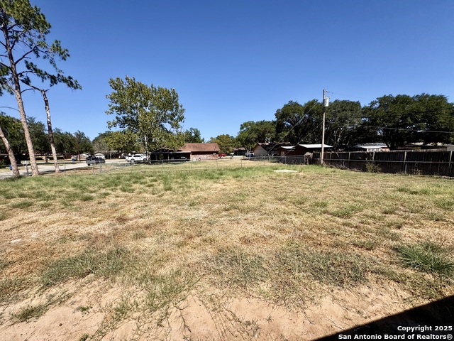 Image 9 of 10 For 512 Low Meadow