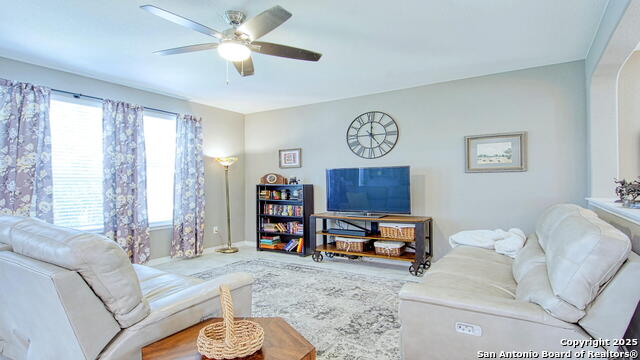 Image 10 of 48 For 11224 Hill Top Bend