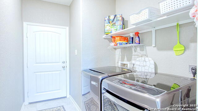 Image 21 of 48 For 11224 Hill Top Bend