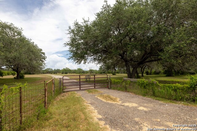Image 4 of 15 For 6242 West Wildcat Dr