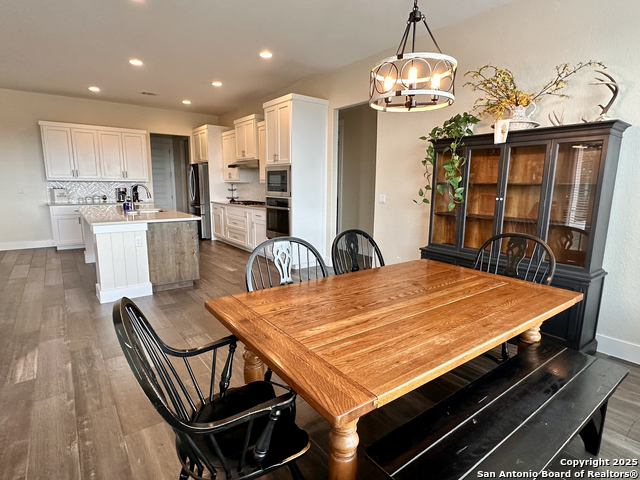 Image 13 of 48 For 440 Chinook