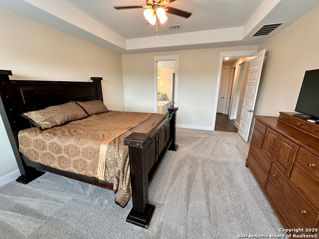 Image 16 of 48 For 440 Chinook