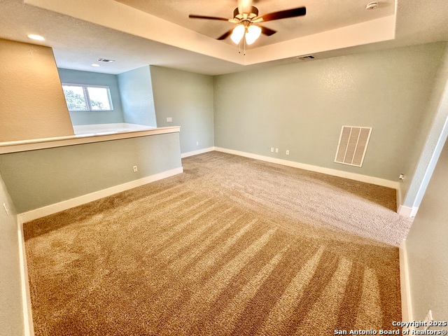 Image 24 of 48 For 440 Chinook