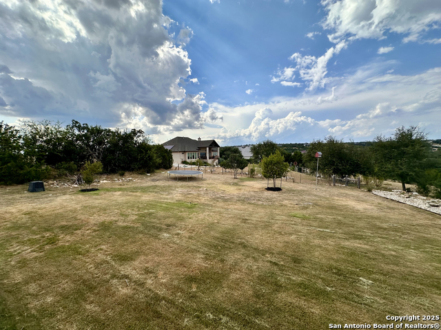 Image 34 of 48 For 440 Chinook