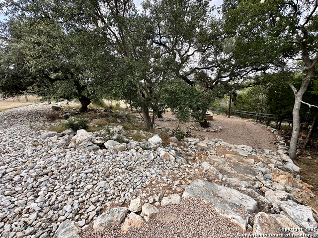 Image 37 of 48 For 440 Chinook