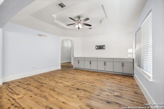 Image 11 of 34 For 6314 Birch Valley