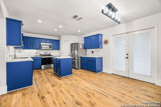 Image 12 of 34 For 6314 Birch Valley