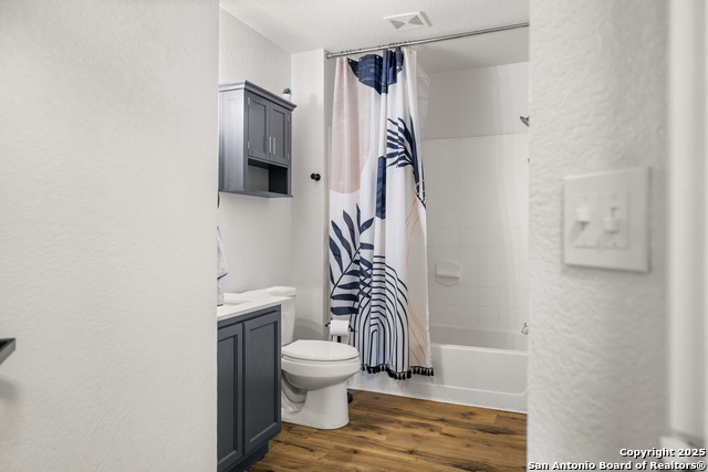 Image 18 of 34 For 6314 Birch Valley