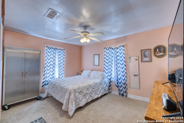 Listing photo id 2 for 465 Melody  