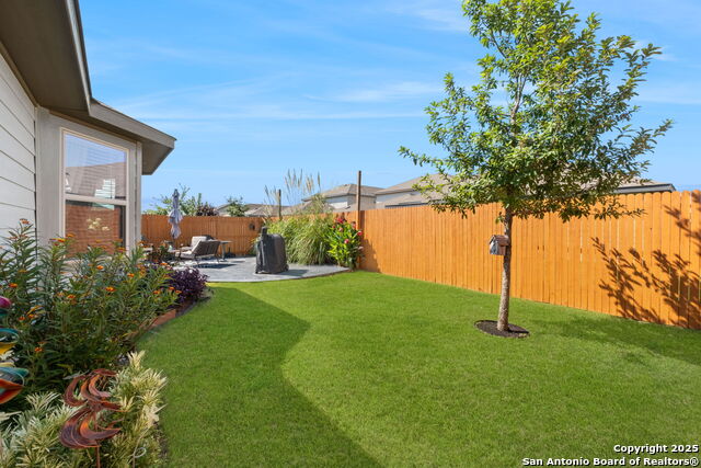 Listing photo id 1 for 1226 Lennea Garden