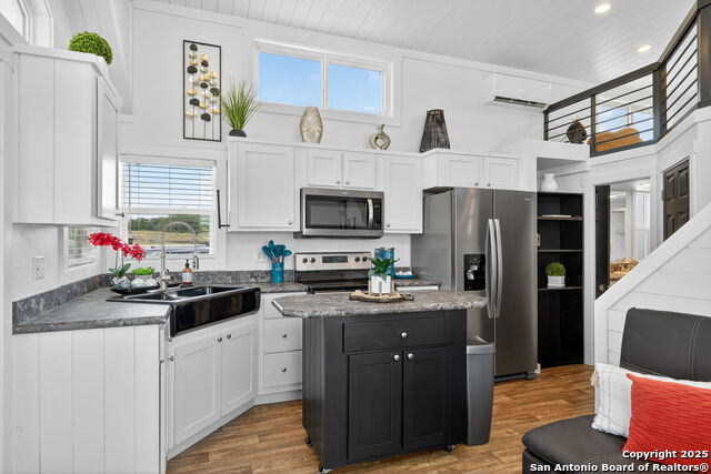 Image 12 of 45 For 5386 Ranch Road 1376 #19