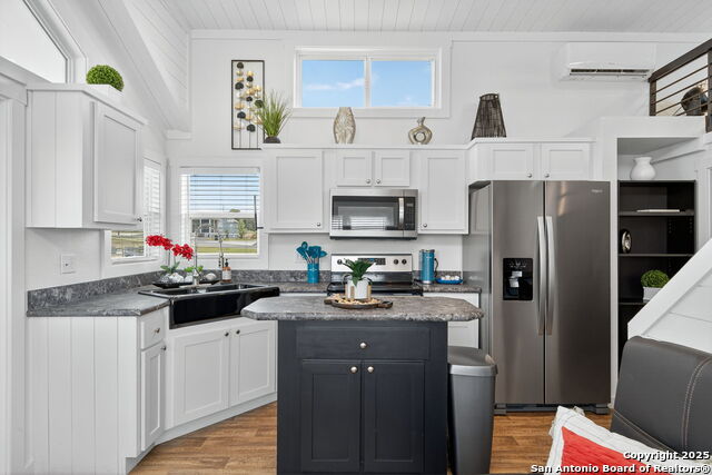 Image 13 of 45 For 5386 Ranch Road 1376 #19