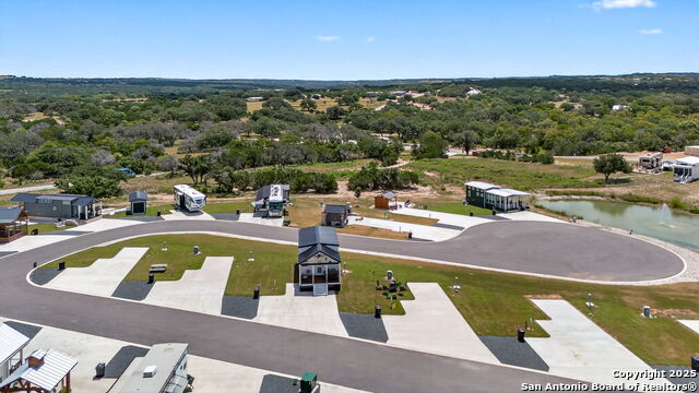 Image 29 of 45 For 5386 Ranch Road 1376 #19