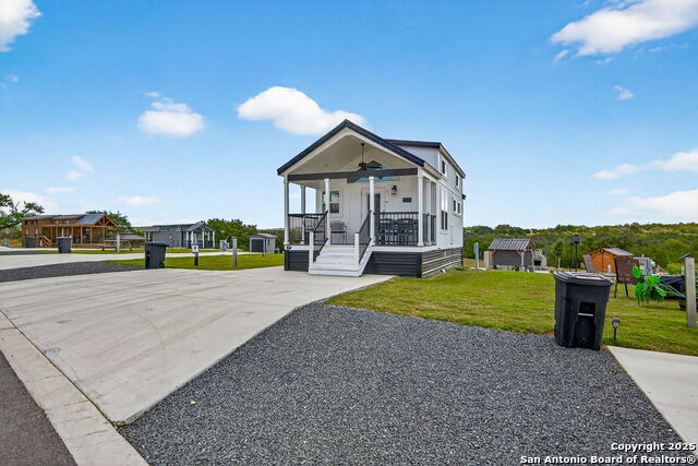 Image 4 of 45 For 5386 Ranch Road 1376 #19