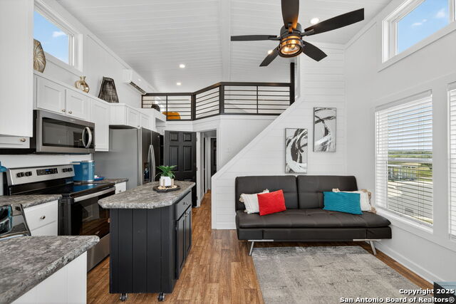 Image 8 of 45 For 5386 Ranch Road 1376 #19