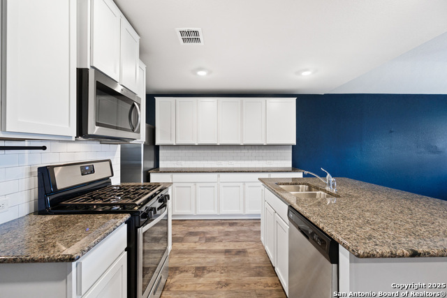 Image 10 of 53 For 13110 Needle Grass