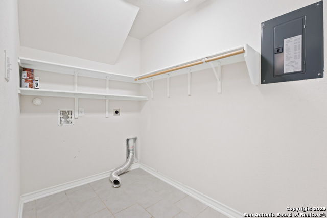 Image 31 of 53 For 13110 Needle Grass