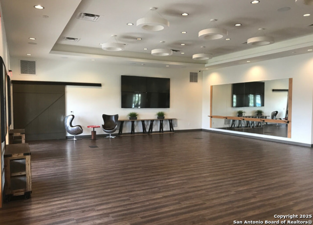 Image 40 of 53 For 13110 Needle Grass