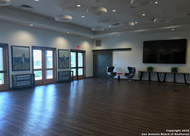 Image 42 of 53 For 13110 Needle Grass