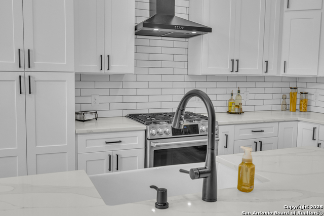 Image 17 of 40 For 2437 Kookaburra