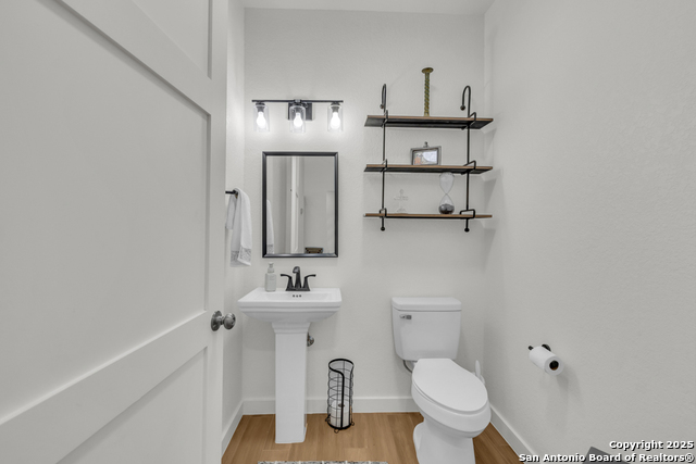 Image 31 of 40 For 2437 Kookaburra