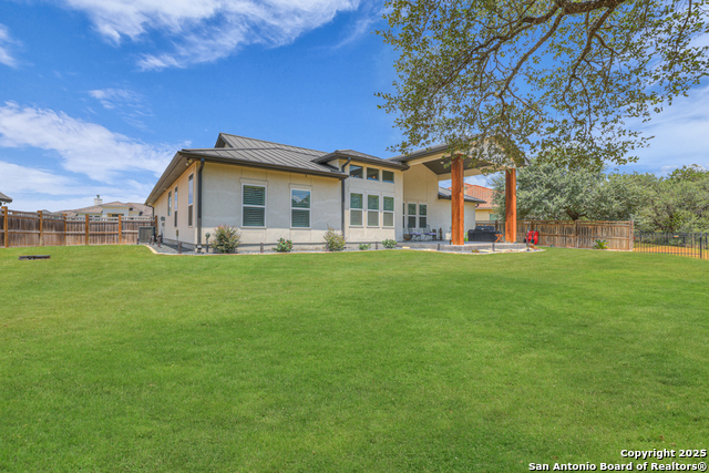 Image 38 of 40 For 2437 Kookaburra