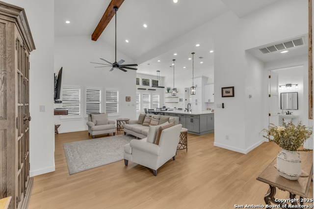 Image 7 of 40 For 2437 Kookaburra