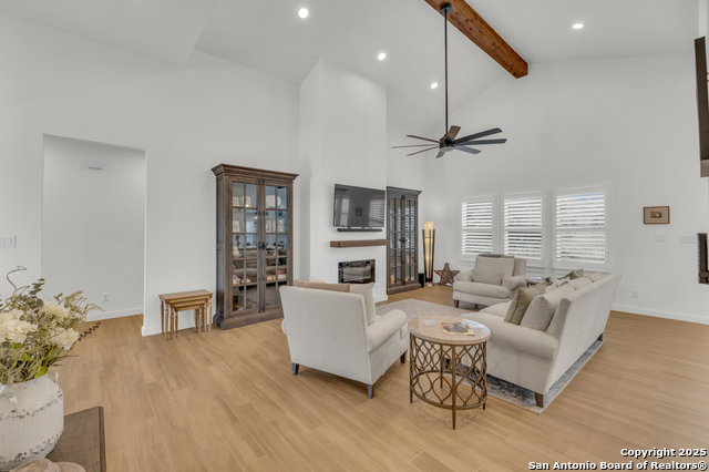 Image 8 of 40 For 2437 Kookaburra