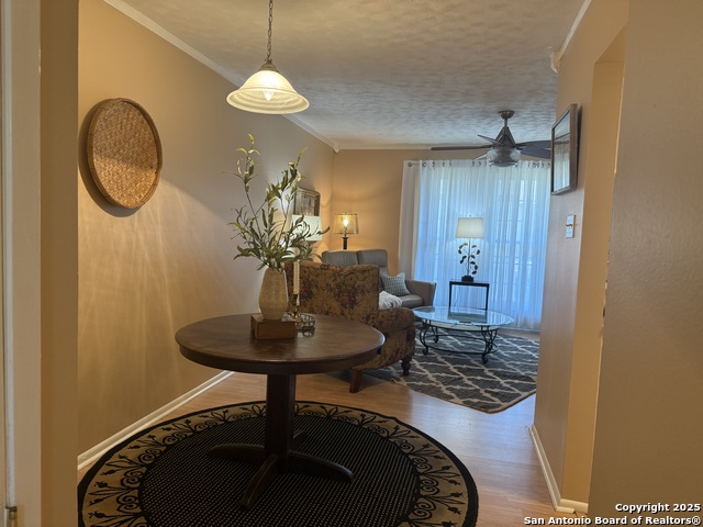 Image 3 of 8 For 8702 Village 811