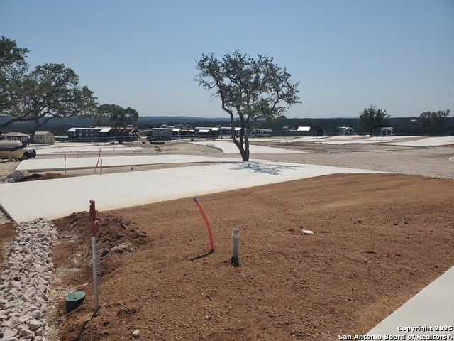 Image 4 of 10 For 5386 Ranch Road 1376 #263