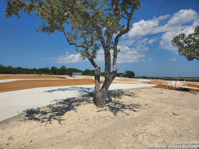 Image 8 of 10 For 5386 Ranch Road 1376 #263