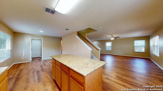 Image 16 of 46 For 117 Foxglove Pass