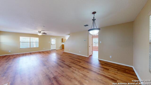 Image 8 of 46 For 117 Foxglove Pass