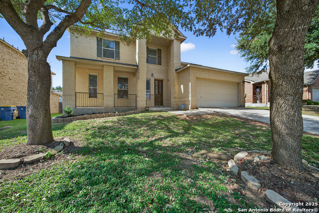 Image 3 of 33 For 221 Springtree Cove