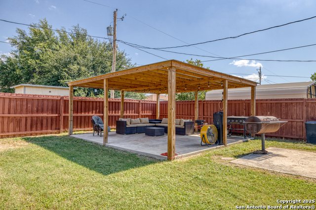 Image 15 of 28 For 144 Vanham  