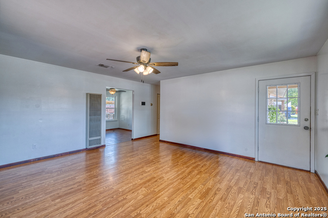 Image 4 of 28 For 144 Vanham  