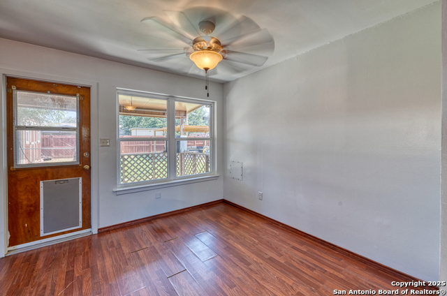 Image 6 of 28 For 144 Vanham  