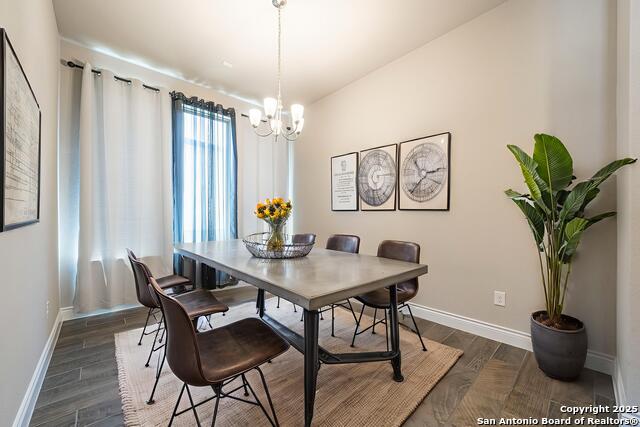 Image 11 of 36 For 1180 Cadogan Squire