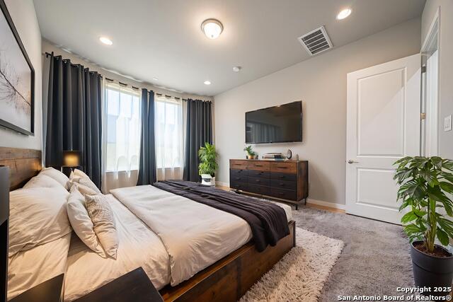 Image 19 of 36 For 1180 Cadogan Squire