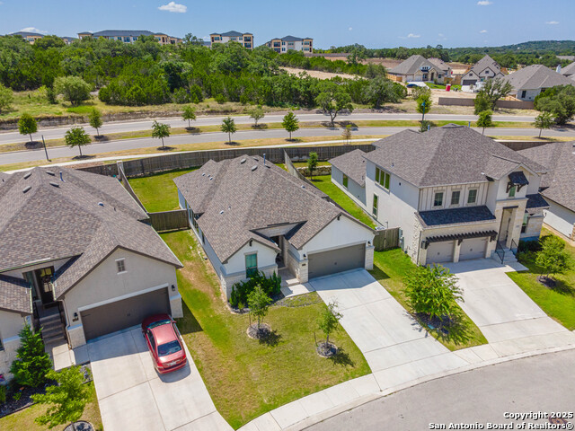 Image 29 of 36 For 1180 Cadogan Squire