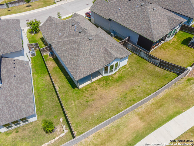 Image 31 of 36 For 1180 Cadogan Squire