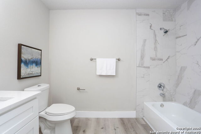 Image 17 of 20 For 7675 Aspen Park